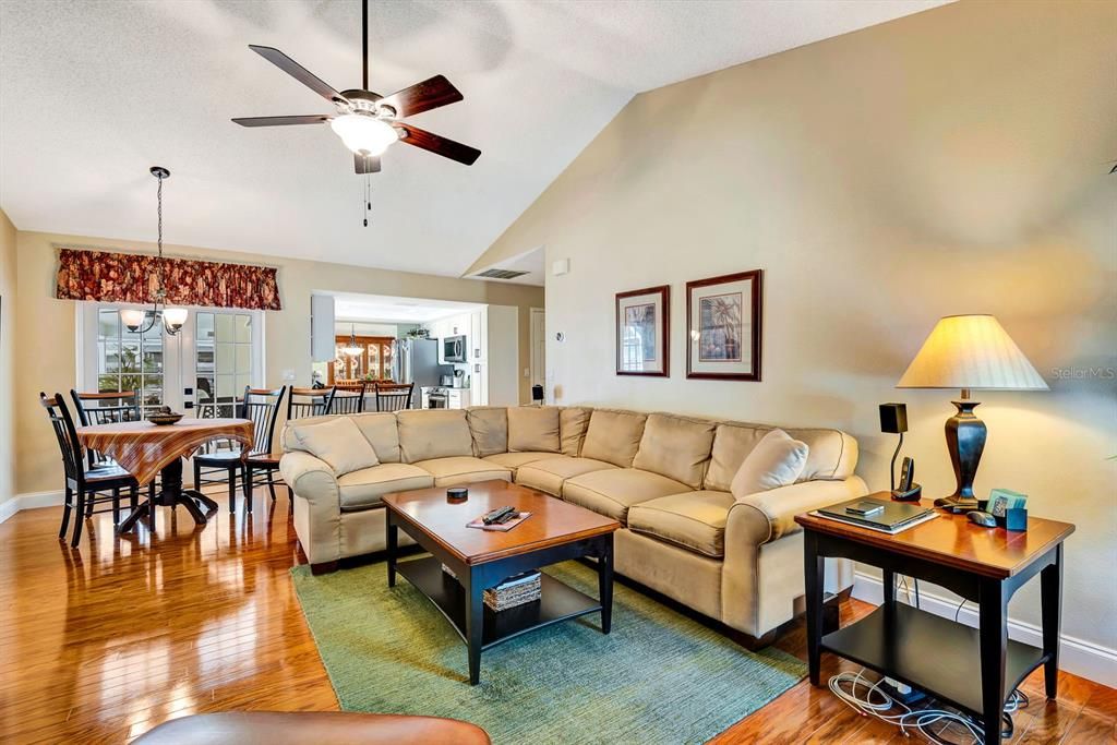 En Venta: $625,000 (3 camas, 2 baños, 1799 Pies cuadrados)