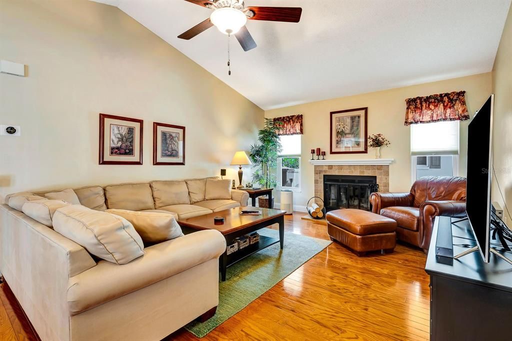 En Venta: $625,000 (3 camas, 2 baños, 1799 Pies cuadrados)