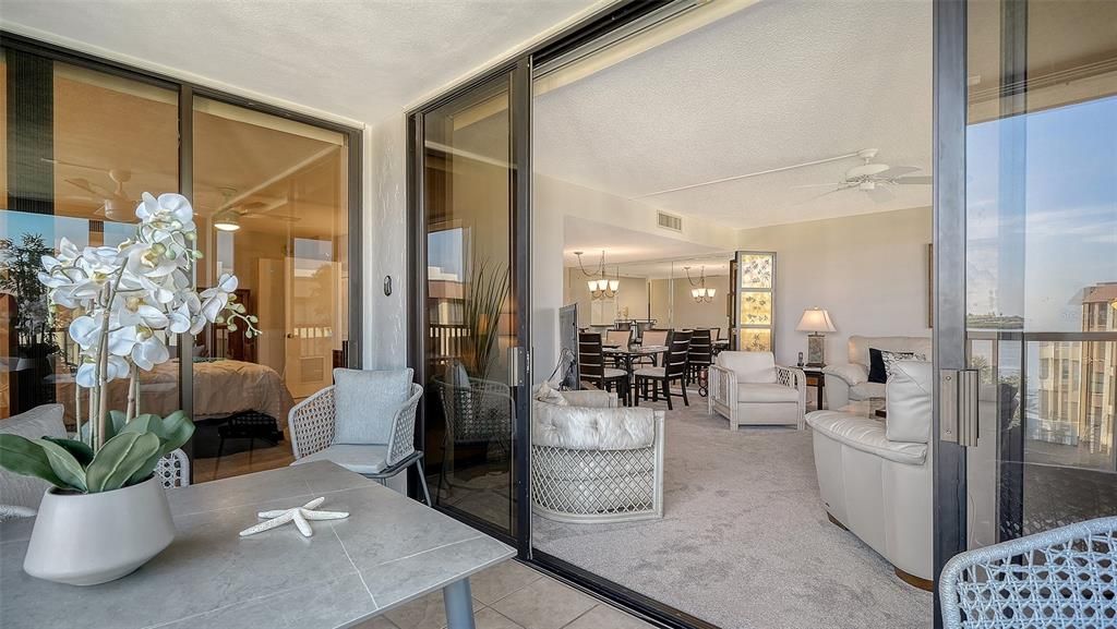 For Sale: $750,000 (2 beds, 2 baths, 1303 Square Feet)