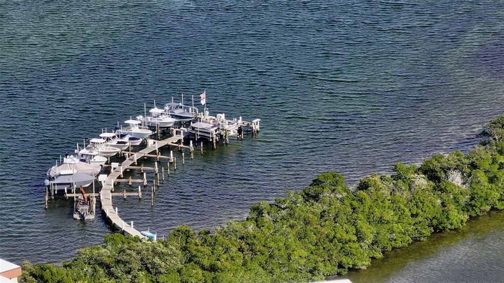 For Sale: $750,000 (2 beds, 2 baths, 1303 Square Feet)