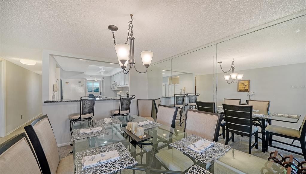 For Sale: $750,000 (2 beds, 2 baths, 1303 Square Feet)