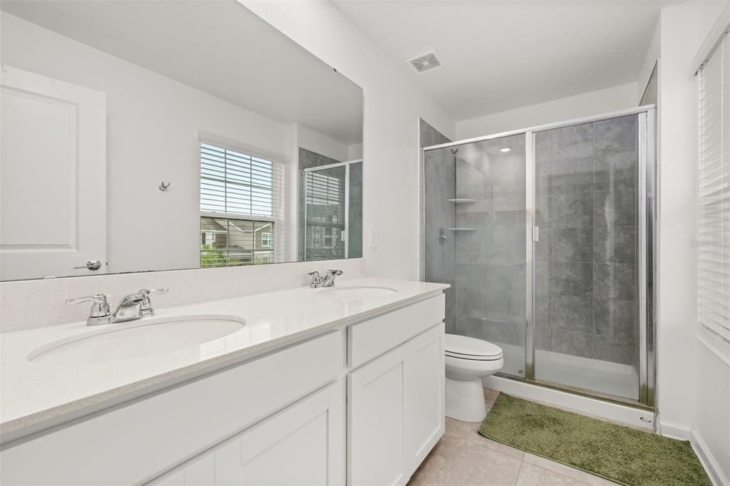 待售: $415,000 (3 贝兹, 2 浴室, 1636 平方英尺)