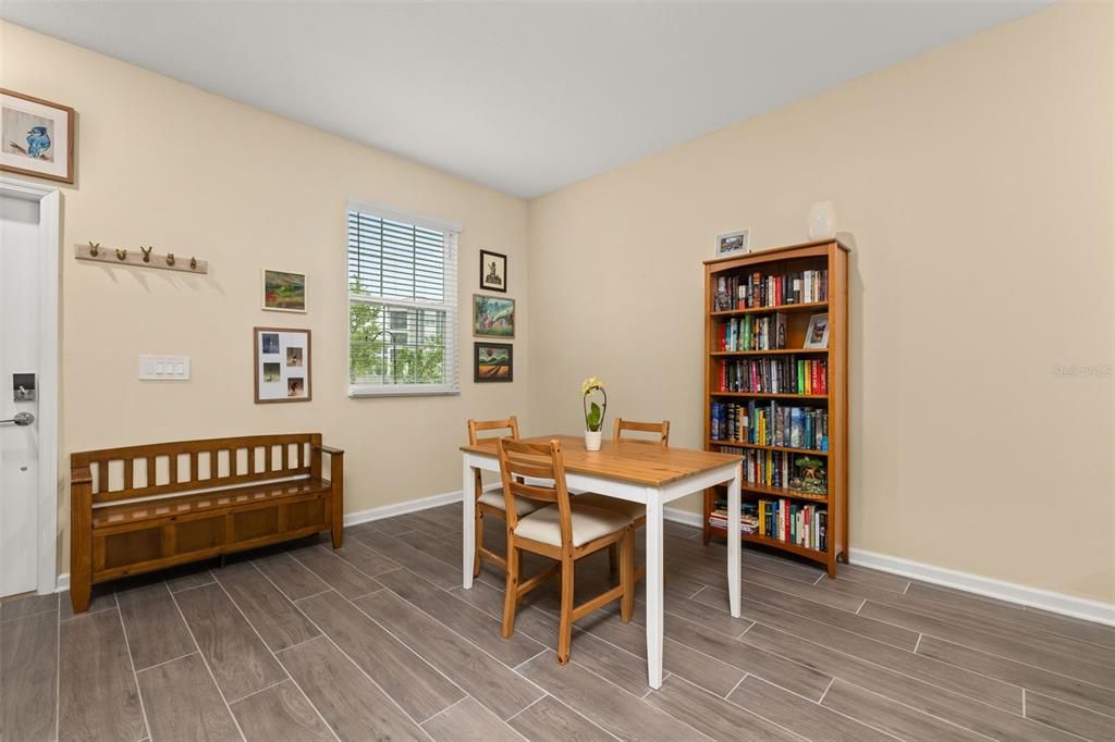 待售: $415,000 (3 贝兹, 2 浴室, 1636 平方英尺)