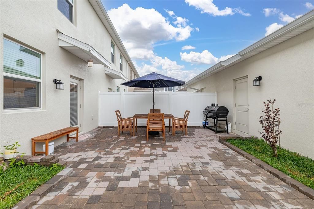 待售: $415,000 (3 贝兹, 2 浴室, 1636 平方英尺)