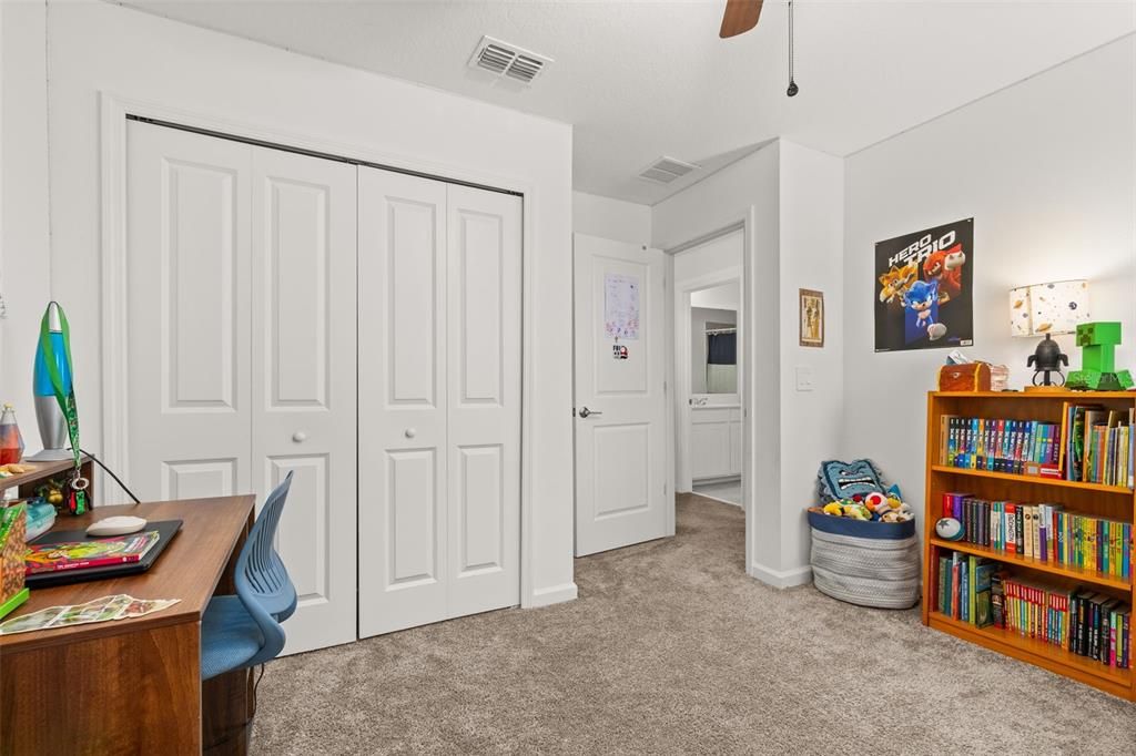 待售: $415,000 (3 贝兹, 2 浴室, 1636 平方英尺)