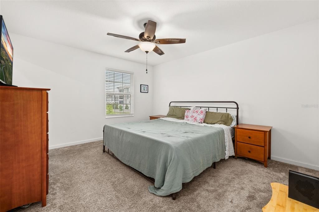 待售: $415,000 (3 贝兹, 2 浴室, 1636 平方英尺)