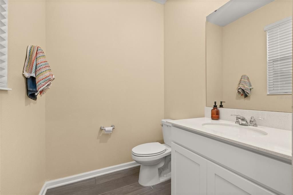 待售: $415,000 (3 贝兹, 2 浴室, 1636 平方英尺)