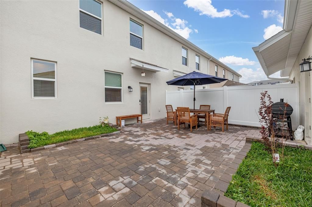 待售: $415,000 (3 贝兹, 2 浴室, 1636 平方英尺)