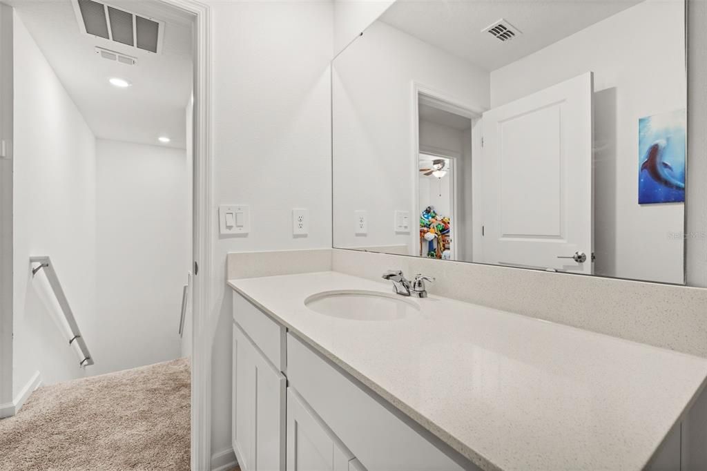 待售: $415,000 (3 贝兹, 2 浴室, 1636 平方英尺)