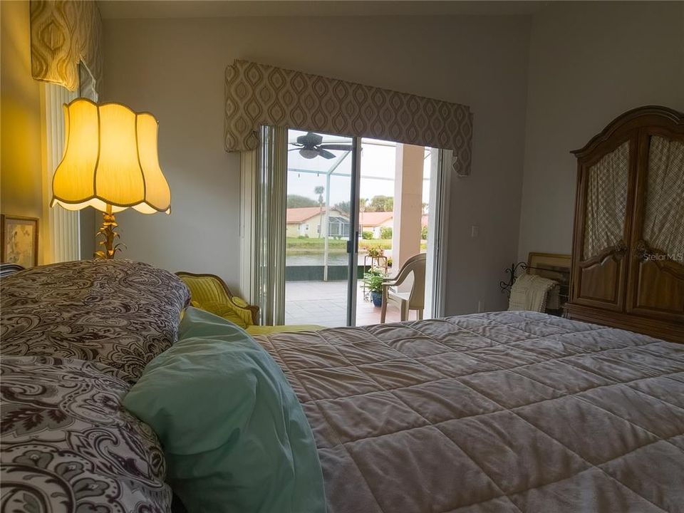 For Sale: $448,000 (3 beds, 2 baths, 1832 Square Feet)