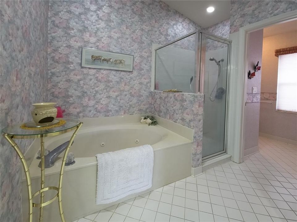 For Sale: $448,000 (3 beds, 2 baths, 1832 Square Feet)