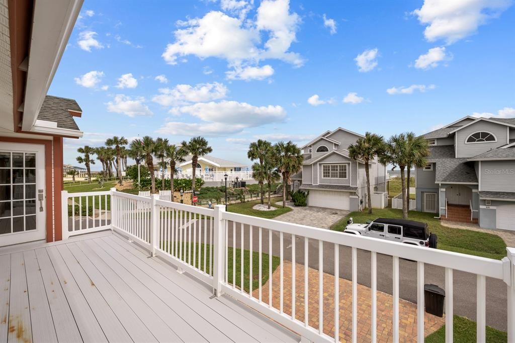 For Sale: $799,900 (4 beds, 2 baths, 2246 Square Feet)