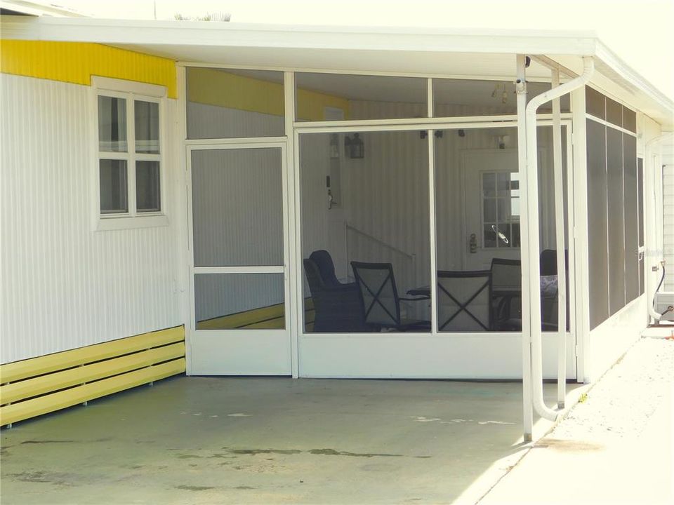 待售: $128,800 (2 贝兹, 1 浴室, 832 平方英尺)