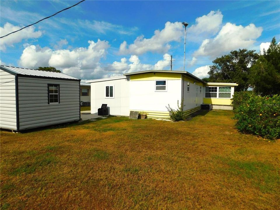 待售: $128,800 (2 贝兹, 1 浴室, 832 平方英尺)