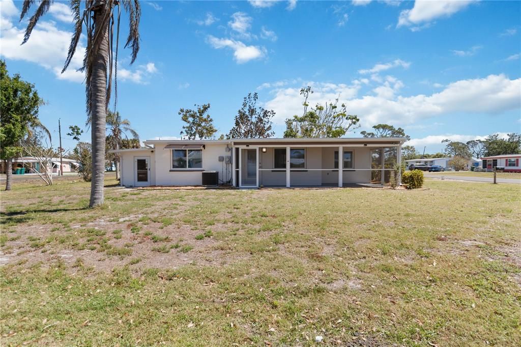 En Venta: $215,000 (2 camas, 1 baños, 828 Pies cuadrados)