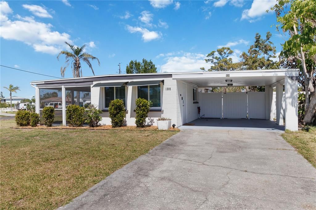 En Venta: $215,000 (2 camas, 1 baños, 828 Pies cuadrados)