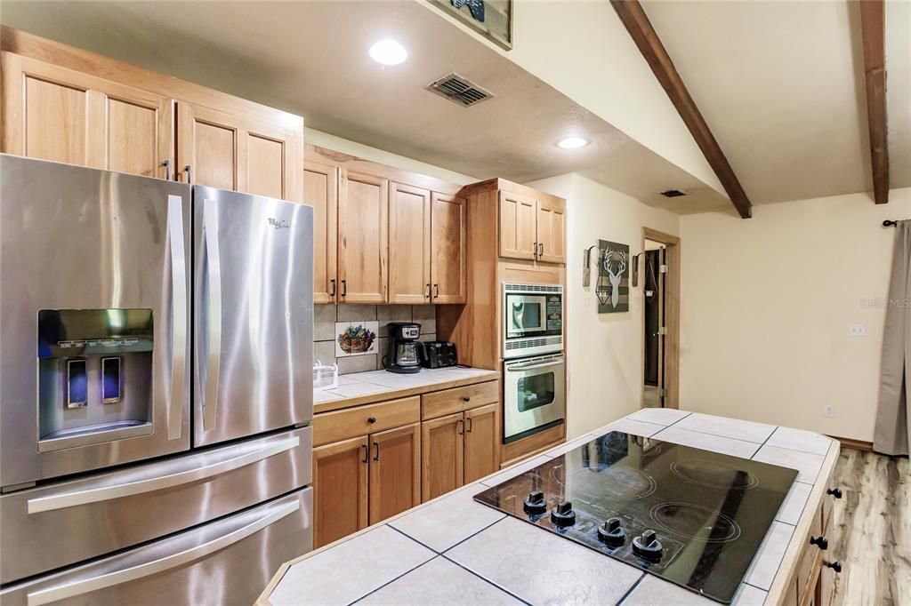 На продажу: $1,199,000 (5 спален, 3 ванн, 2743 Квадратных фут)