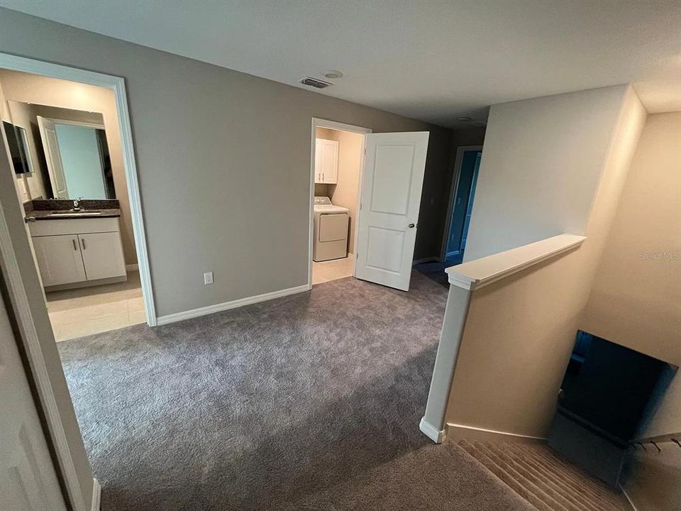 For Rent: $2,200 (3 beds, 2 baths, 1634 Square Feet)