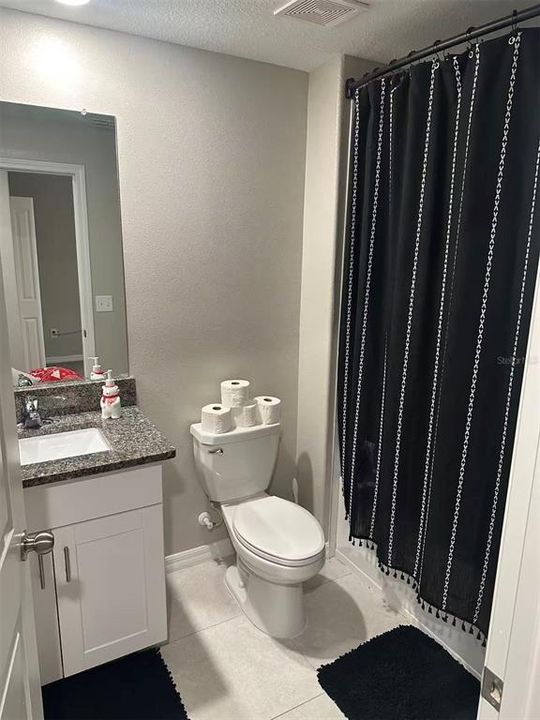 For Rent: $2,200 (3 beds, 2 baths, 1634 Square Feet)