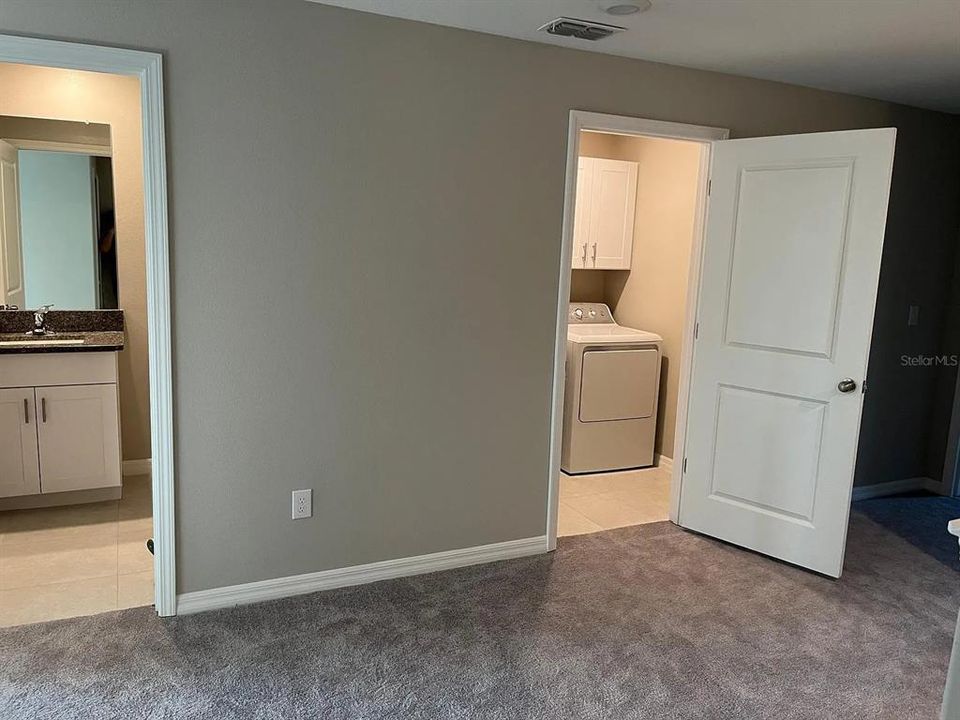 For Rent: $2,200 (3 beds, 2 baths, 1634 Square Feet)