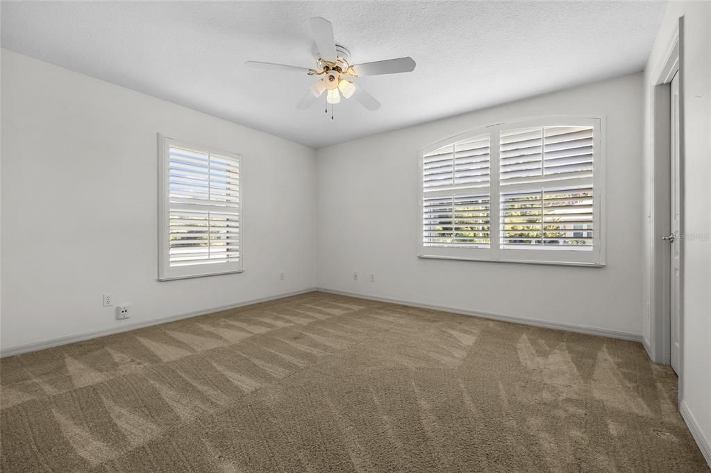 For Sale: $799,999 (2 beds, 2 baths, 1737 Square Feet)