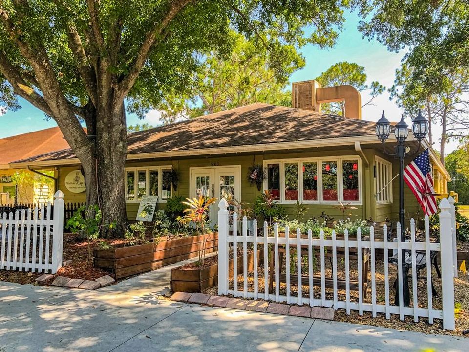 В аренду: $3,300 (3 спален, 2 ванн, 1868 Квадратных фут)