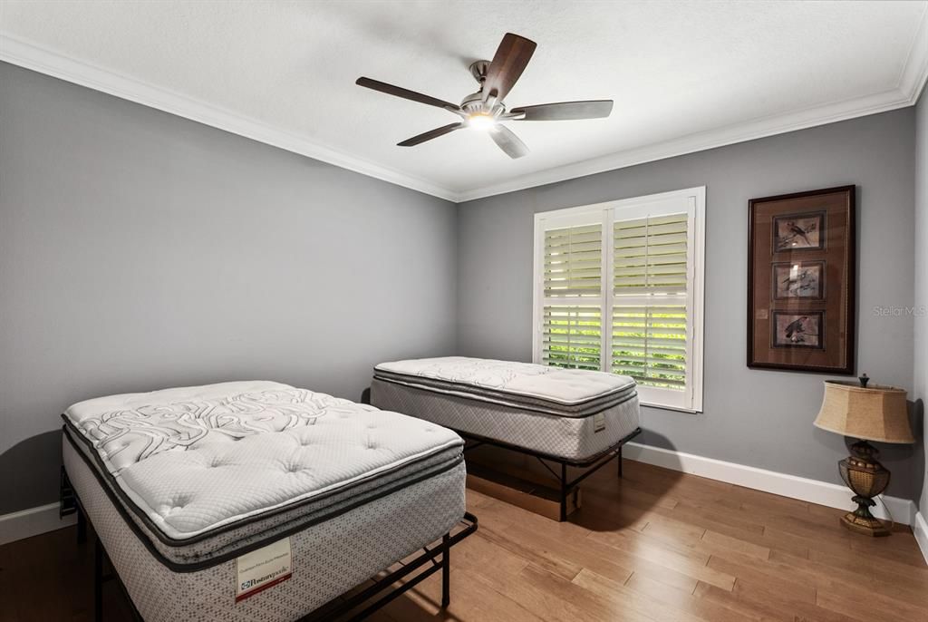 В аренду: $3,300 (3 спален, 2 ванн, 1868 Квадратных фут)