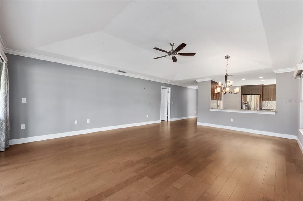 В аренду: $3,300 (3 спален, 2 ванн, 1868 Квадратных фут)