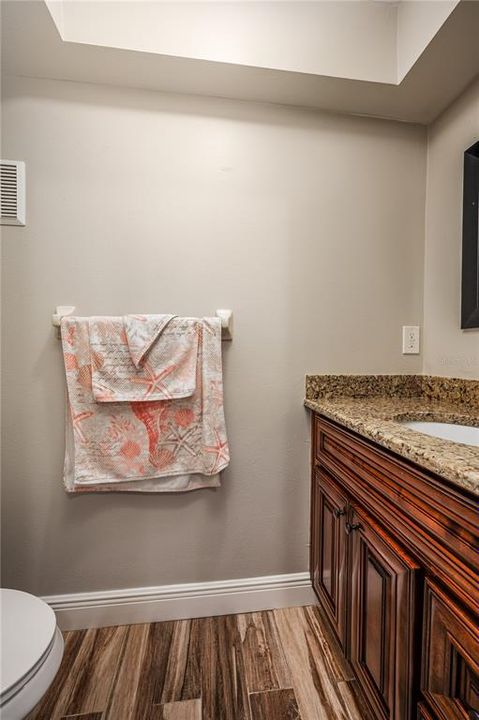 En Venta: $835,000 (4 camas, 2 baños, 2125 Pies cuadrados)