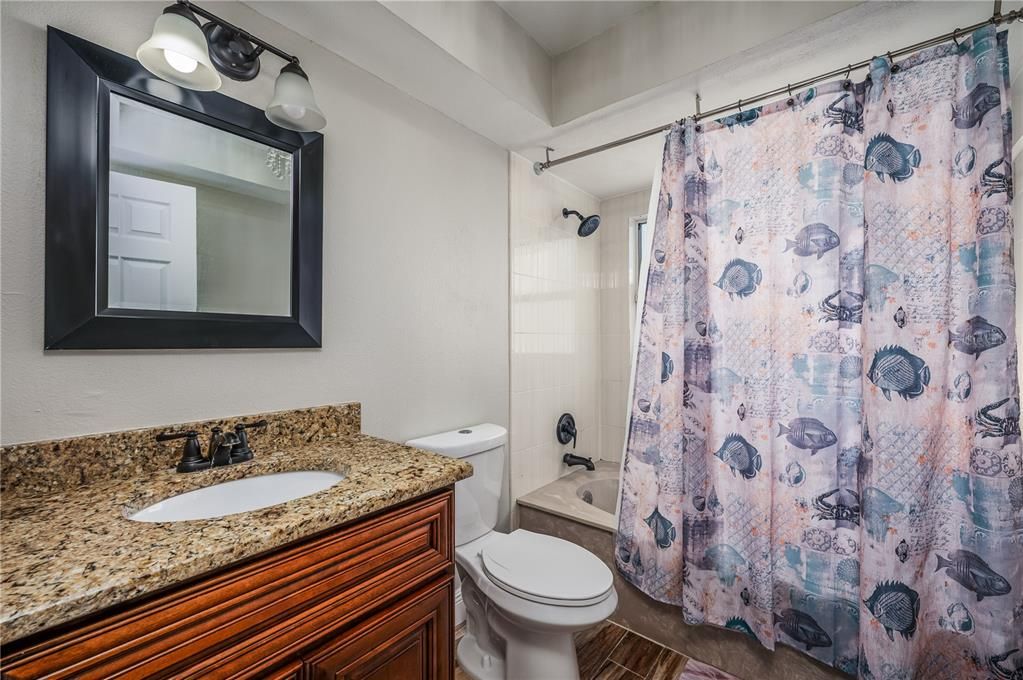 En Venta: $835,000 (4 camas, 2 baños, 2125 Pies cuadrados)