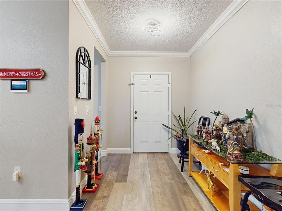 En Venta: $407,000 (3 camas, 2 baños, 1760 Pies cuadrados)