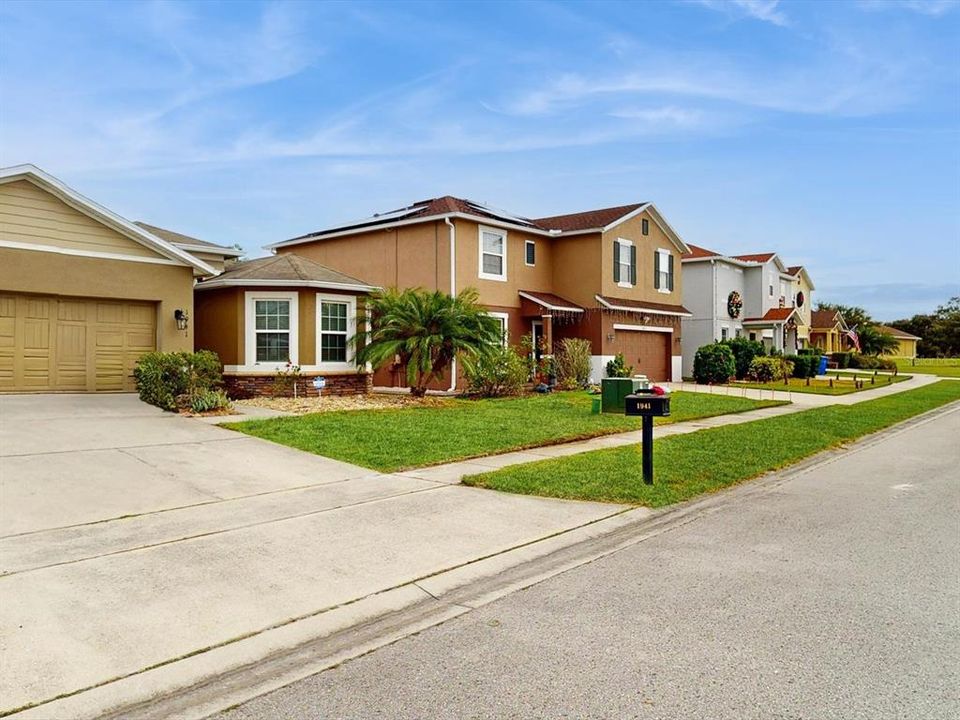 En Venta: $407,000 (3 camas, 2 baños, 1760 Pies cuadrados)