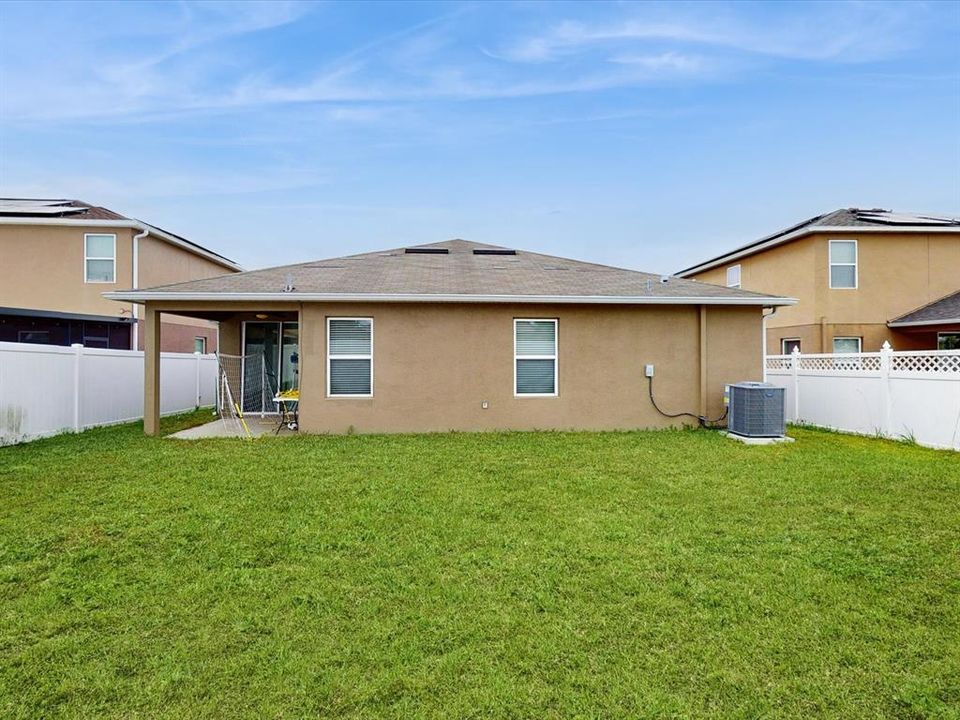 En Venta: $407,000 (3 camas, 2 baños, 1760 Pies cuadrados)