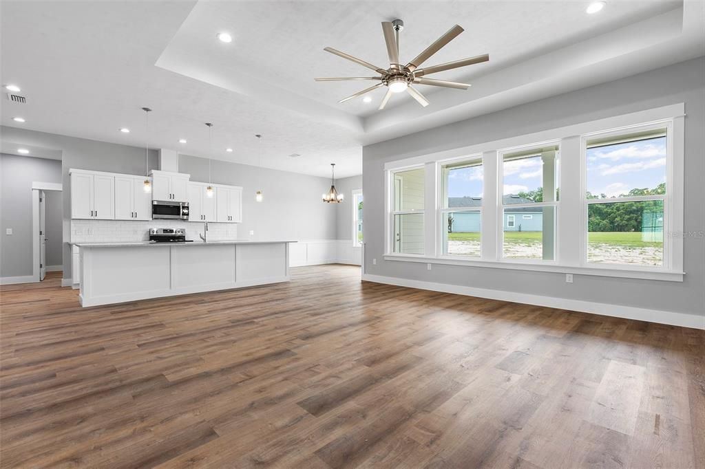 На продажу: $564,900 (4 спален, 3 ванн, 2378 Квадратных фут)