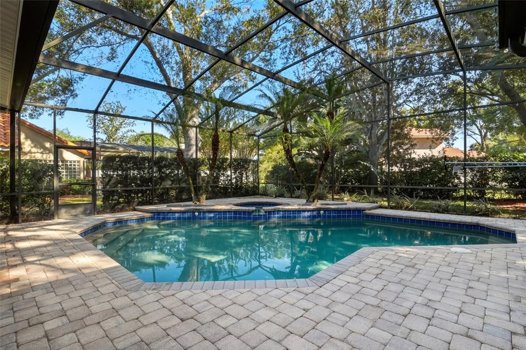 待售: $740,000 (4 贝兹, 2 浴室, 2352 平方英尺)