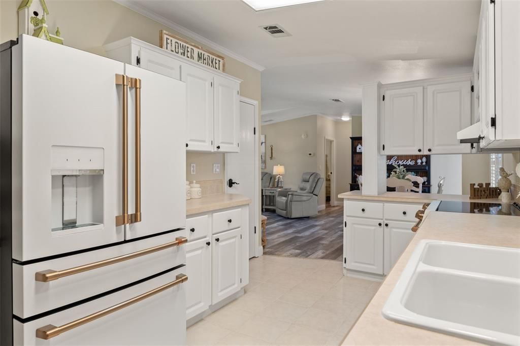 待售: $259,900 (3 贝兹, 2 浴室, 1620 平方英尺)