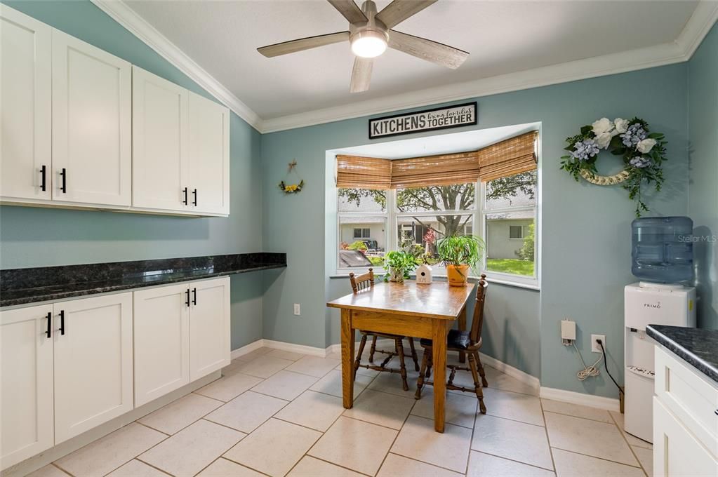 For Sale: $249,900 (2 beds, 2 baths, 1139 Square Feet)