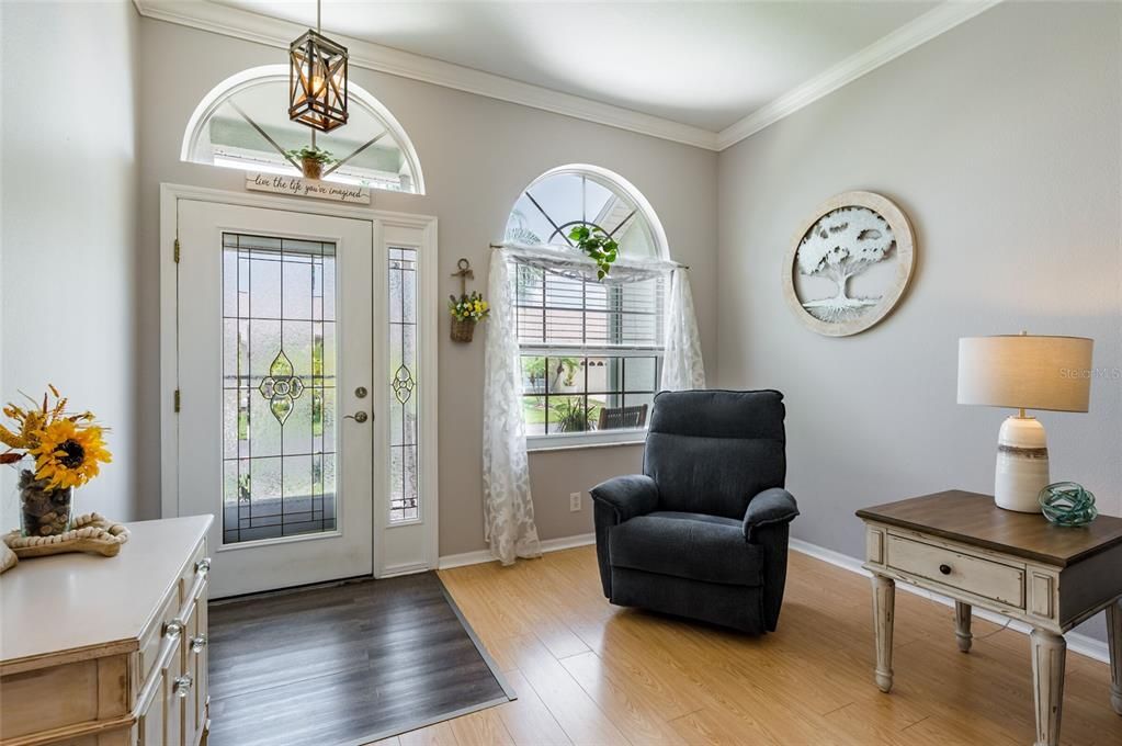 For Sale: $249,900 (2 beds, 2 baths, 1139 Square Feet)