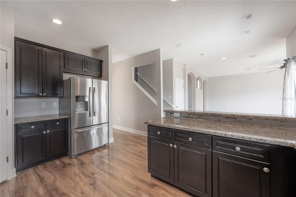 For Sale: $500,000 (4 beds, 3 baths, 2768 Square Feet)