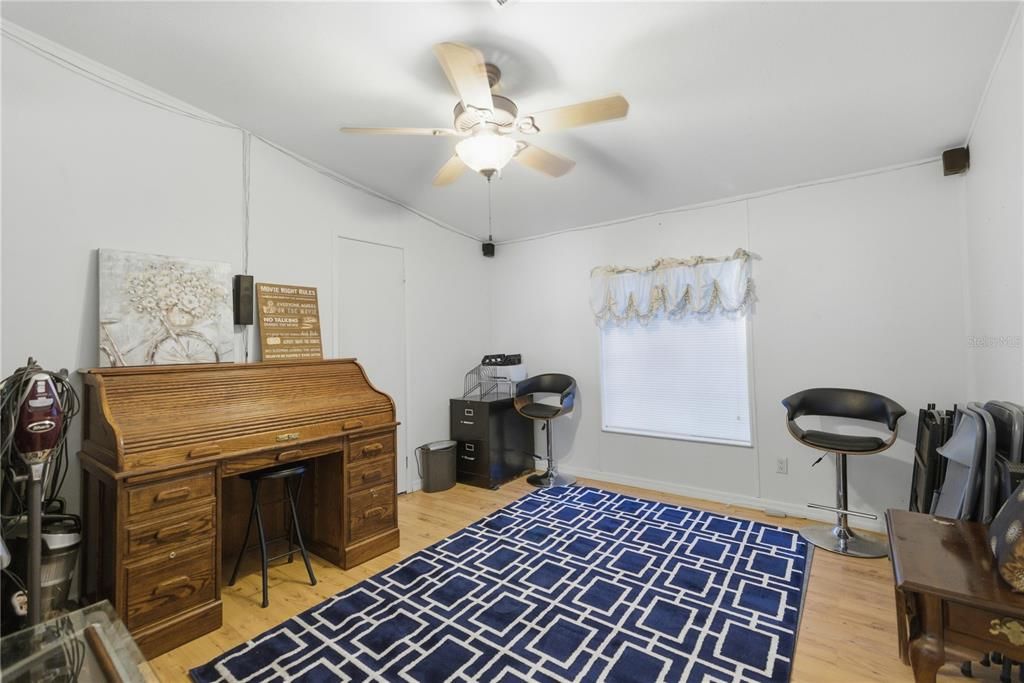 Active With Contract: $199,000 (3 beds, 2 baths, 1456 Square Feet)