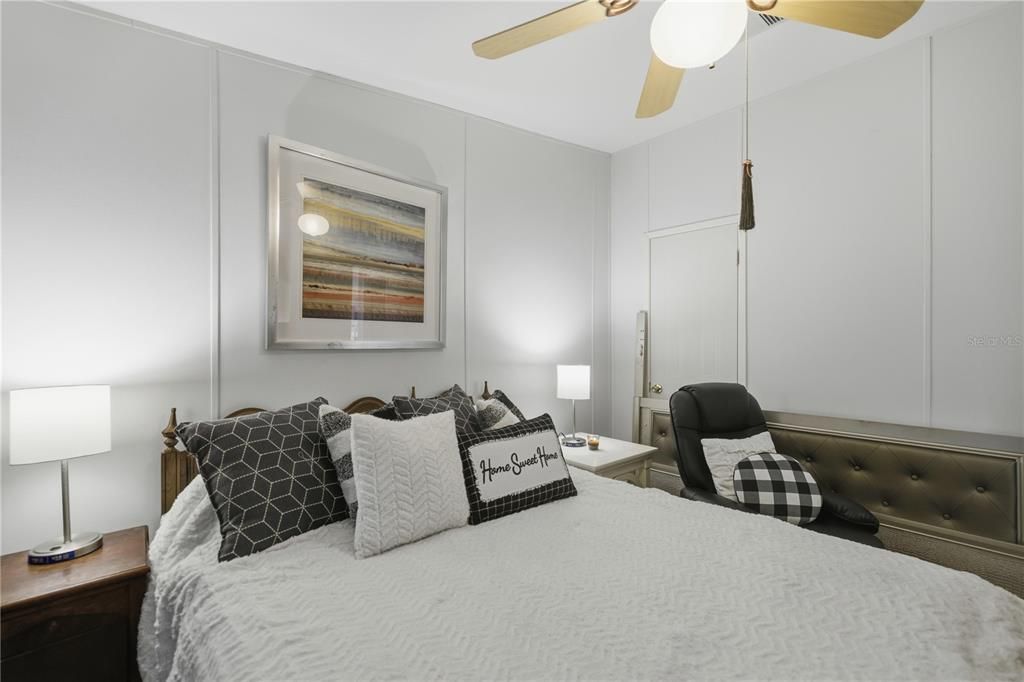 Active With Contract: $199,000 (3 beds, 2 baths, 1456 Square Feet)