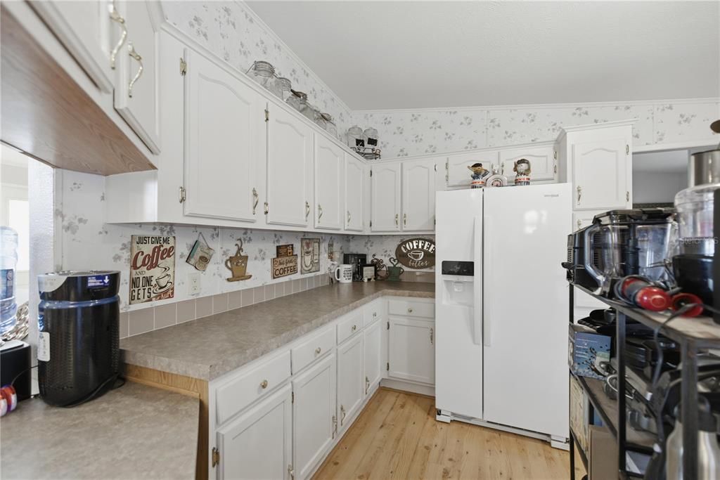 Active With Contract: $199,000 (3 beds, 2 baths, 1456 Square Feet)