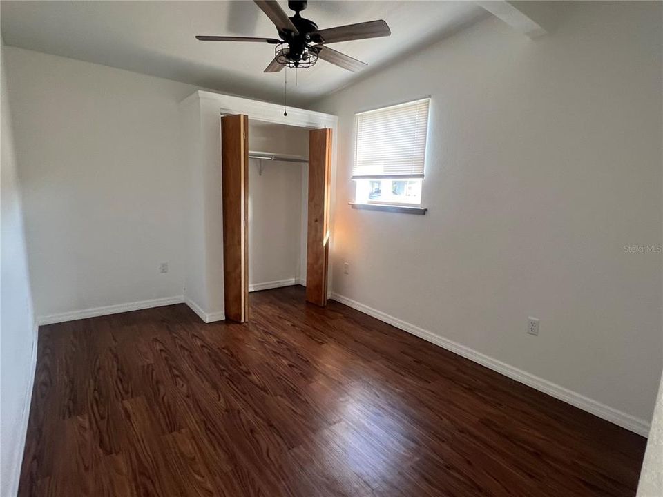 For Rent: $1,500 (3 beds, 2 baths, 955 Square Feet)