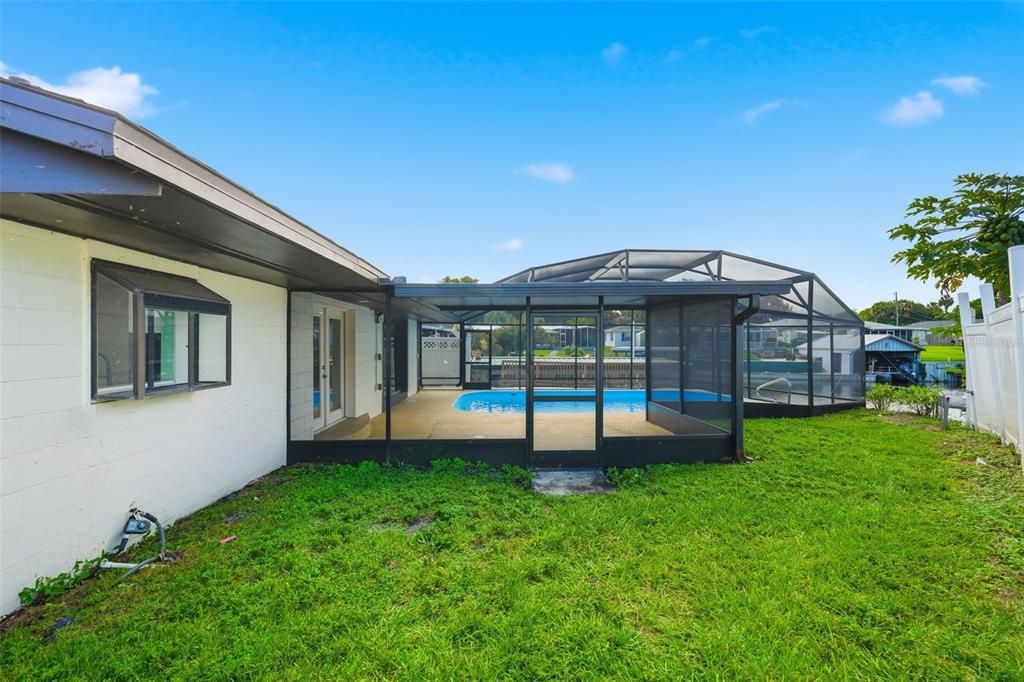 For Sale: $455,000 (3 beds, 3 baths, 2014 Square Feet)