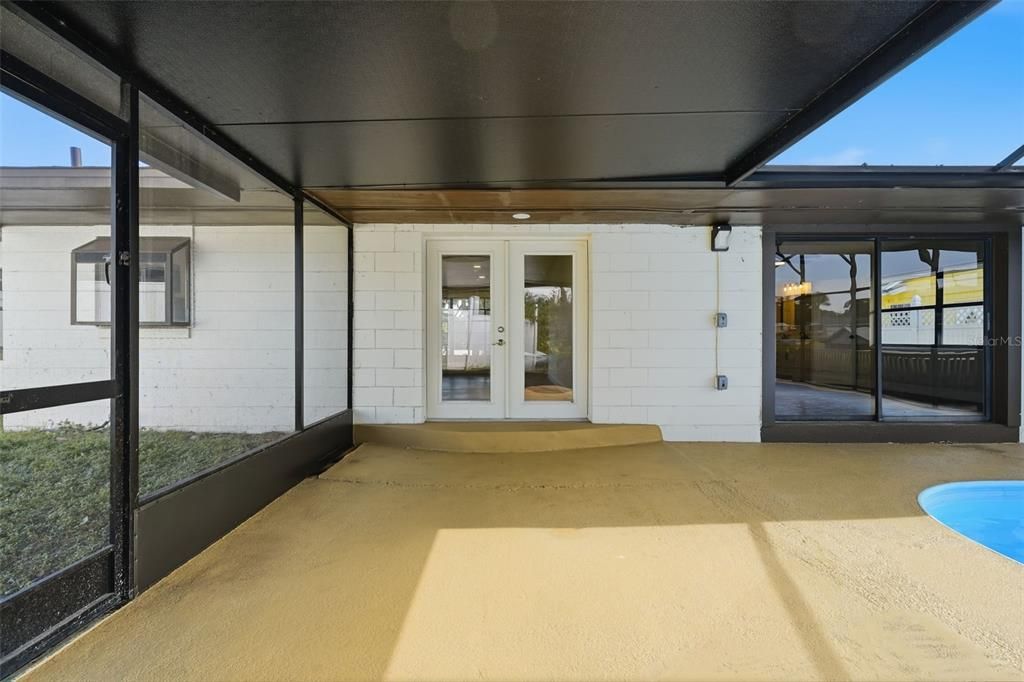 For Sale: $455,000 (3 beds, 3 baths, 2014 Square Feet)