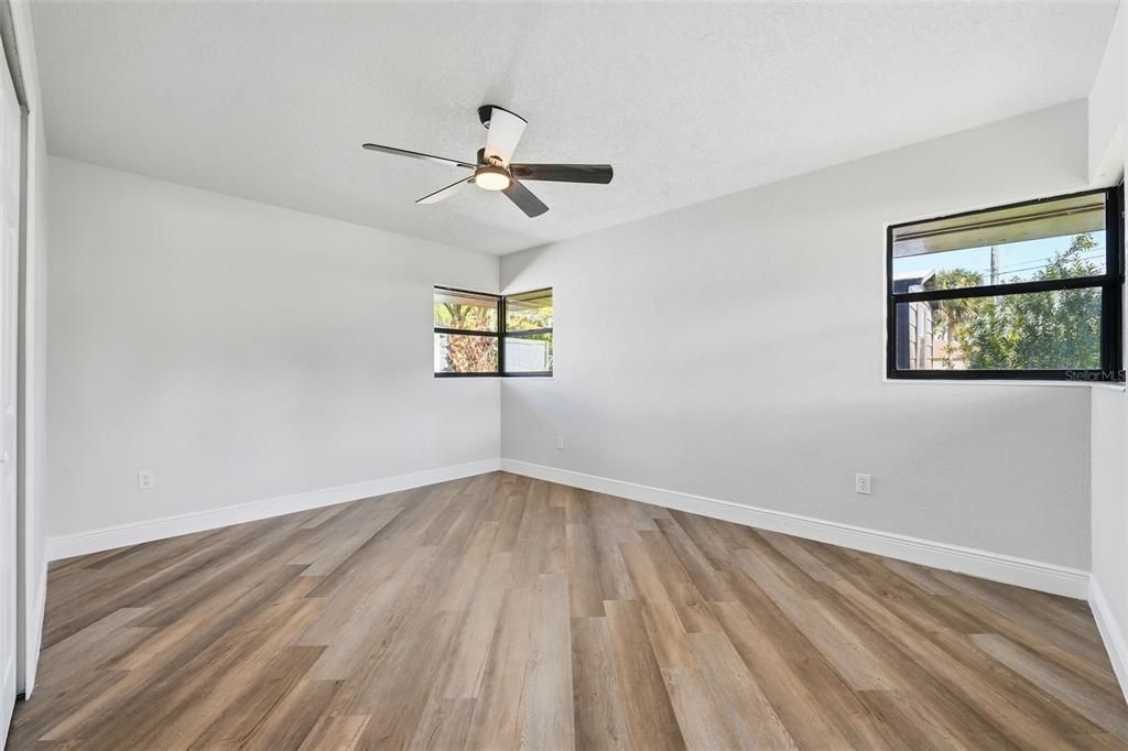 For Sale: $455,000 (3 beds, 3 baths, 2014 Square Feet)