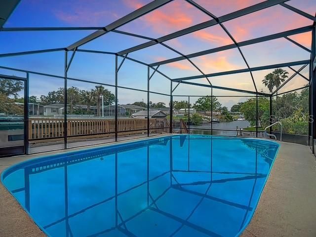 For Sale: $455,000 (3 beds, 3 baths, 2014 Square Feet)