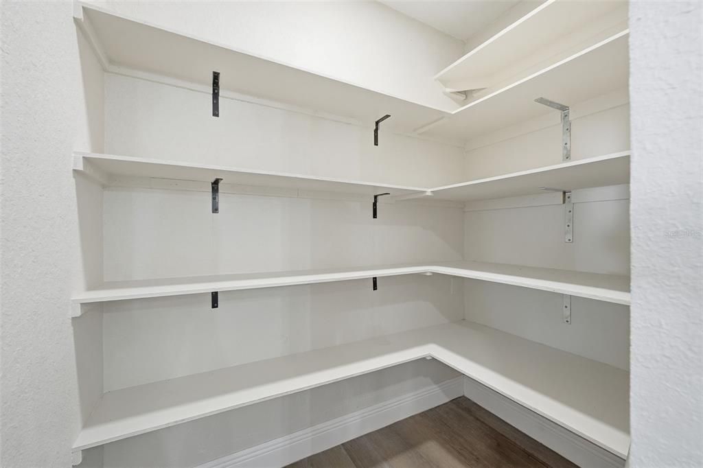 For Sale: $455,000 (3 beds, 3 baths, 2014 Square Feet)