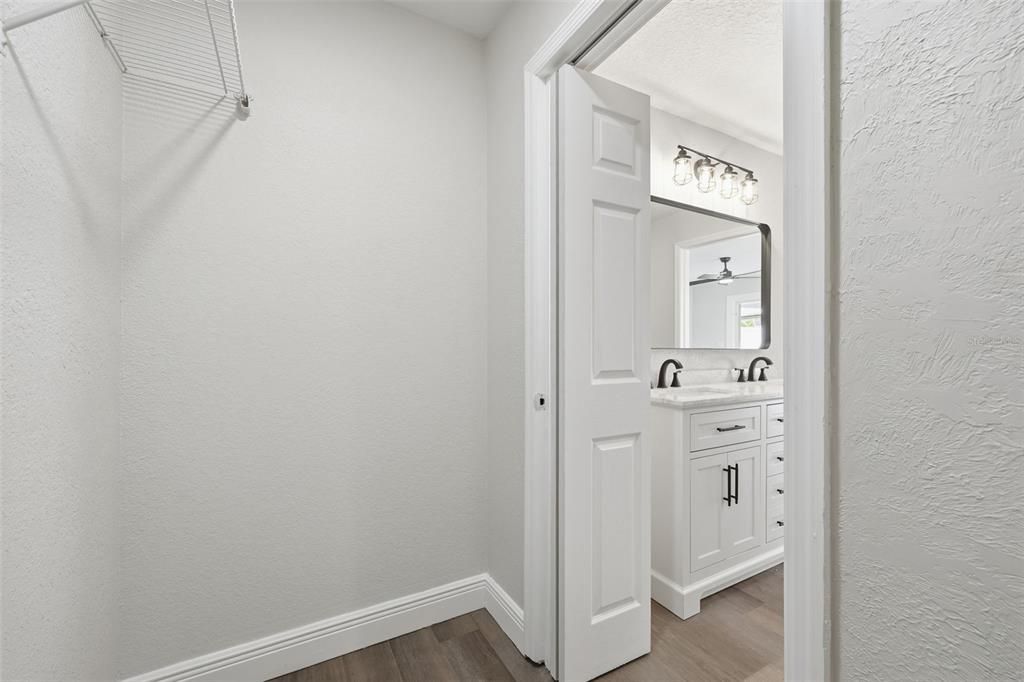 For Sale: $455,000 (3 beds, 3 baths, 2014 Square Feet)