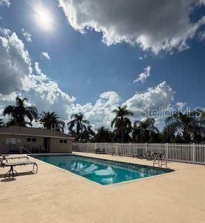 For Rent: $2,100 (2 beds, 2 baths, 1159 Square Feet)